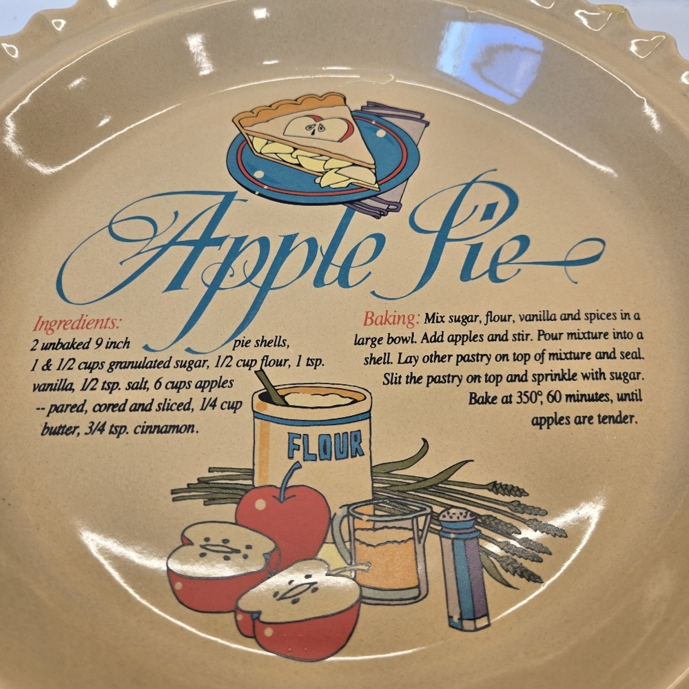 Universal Trumps Corp Ceramic Apple Pie Keeper Covered Recipe Dish Vintage - Picture 3 of 13
